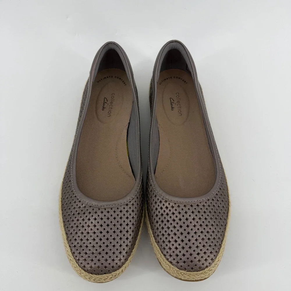 Clarks Danelly Adira Leather Espadrille Flats Women 8 Pewter Metallic Perforated